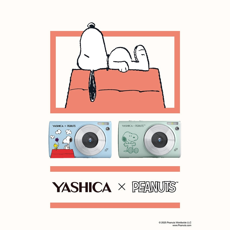 YASHICA x Peanuts Snoopy Digital Camera