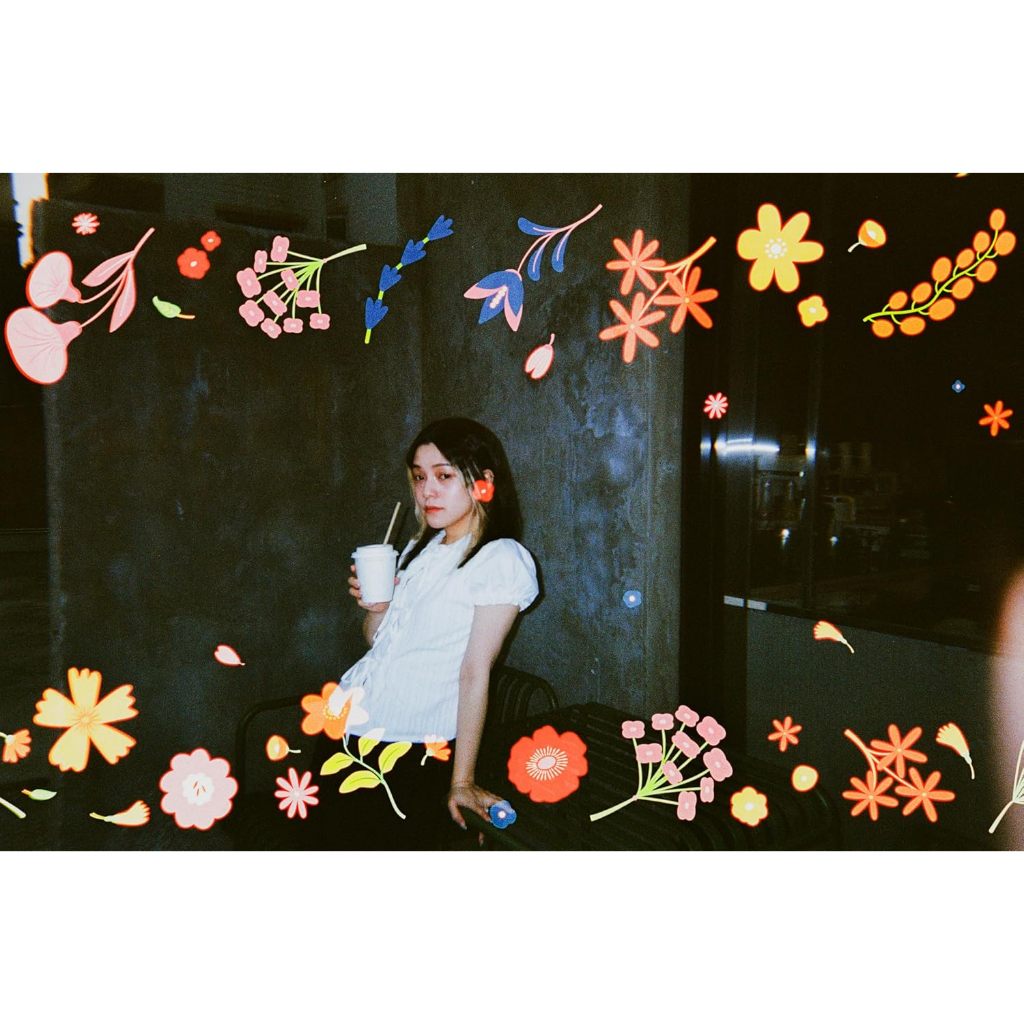 Retocolor Blossom 400 35mm Disposable Film Camera 27EXP Pre exposed Flower Patterns