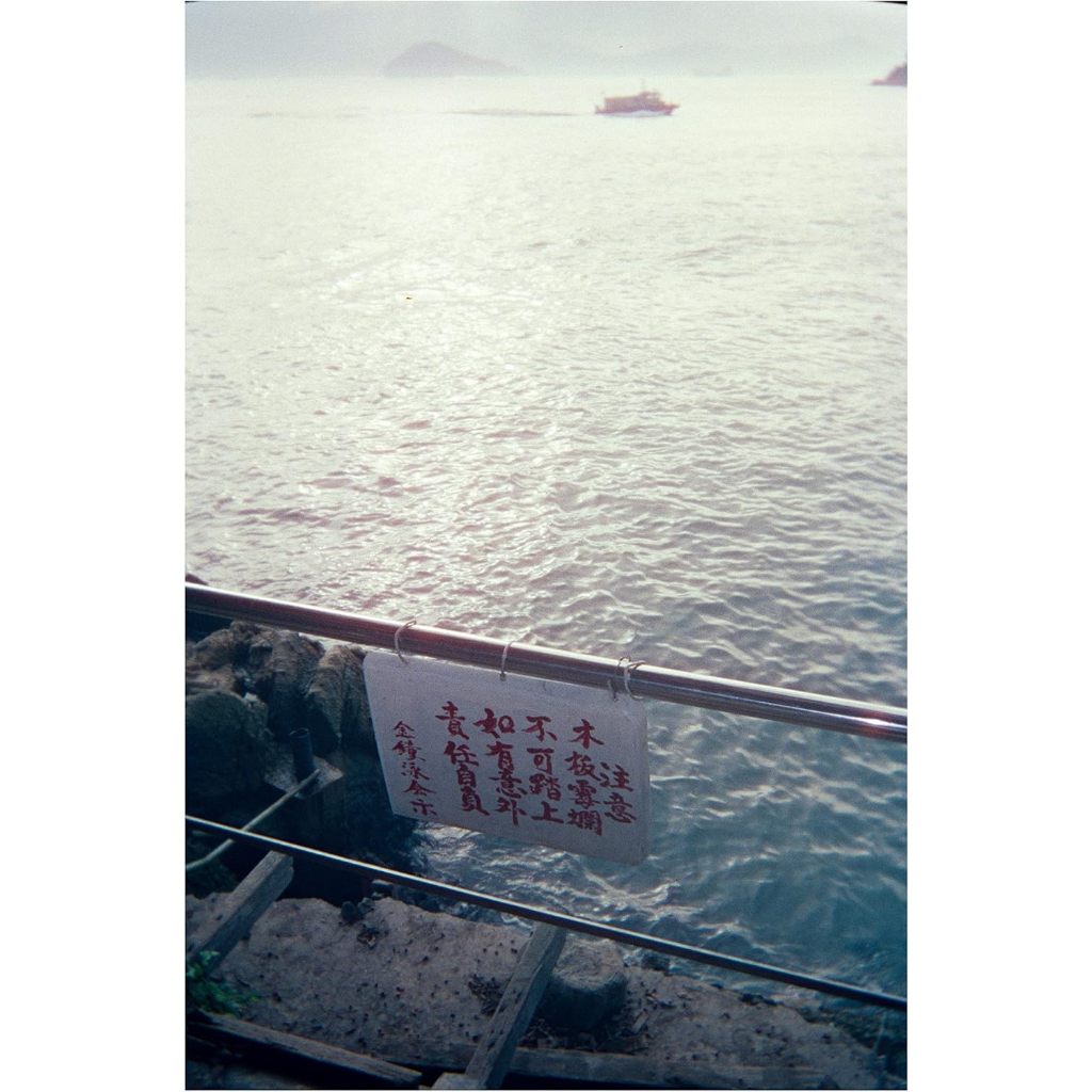 RETO Amber Tungsten 35mm Disposable Film Camera 27 Exposures