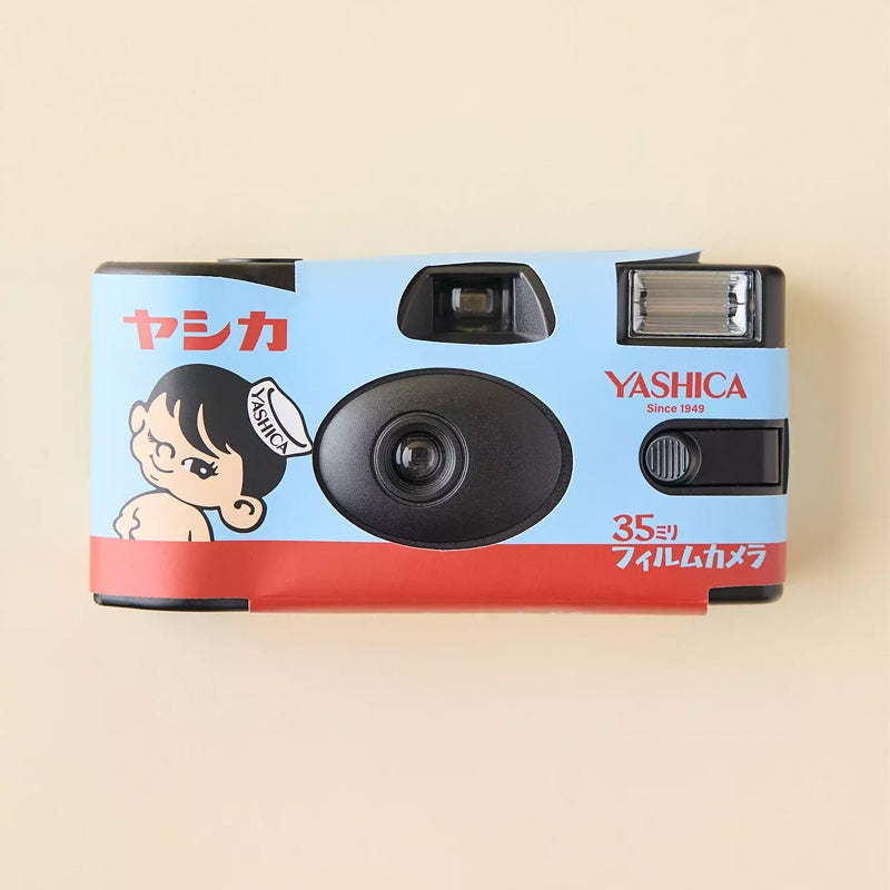 YASHICA 35mm Single Use Film Camera (Classic YASHICA Boy)