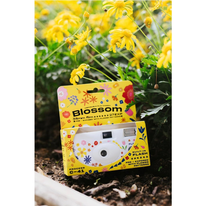Retocolor Blossom 400 35mm Disposable Film Camera 27EXP Pre exposed Flower Patterns